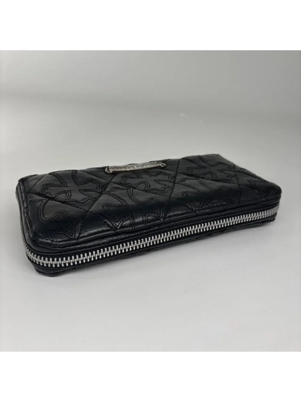 Chrome Hearts Rec Fzip Quilted Cemetery Cross Wallet